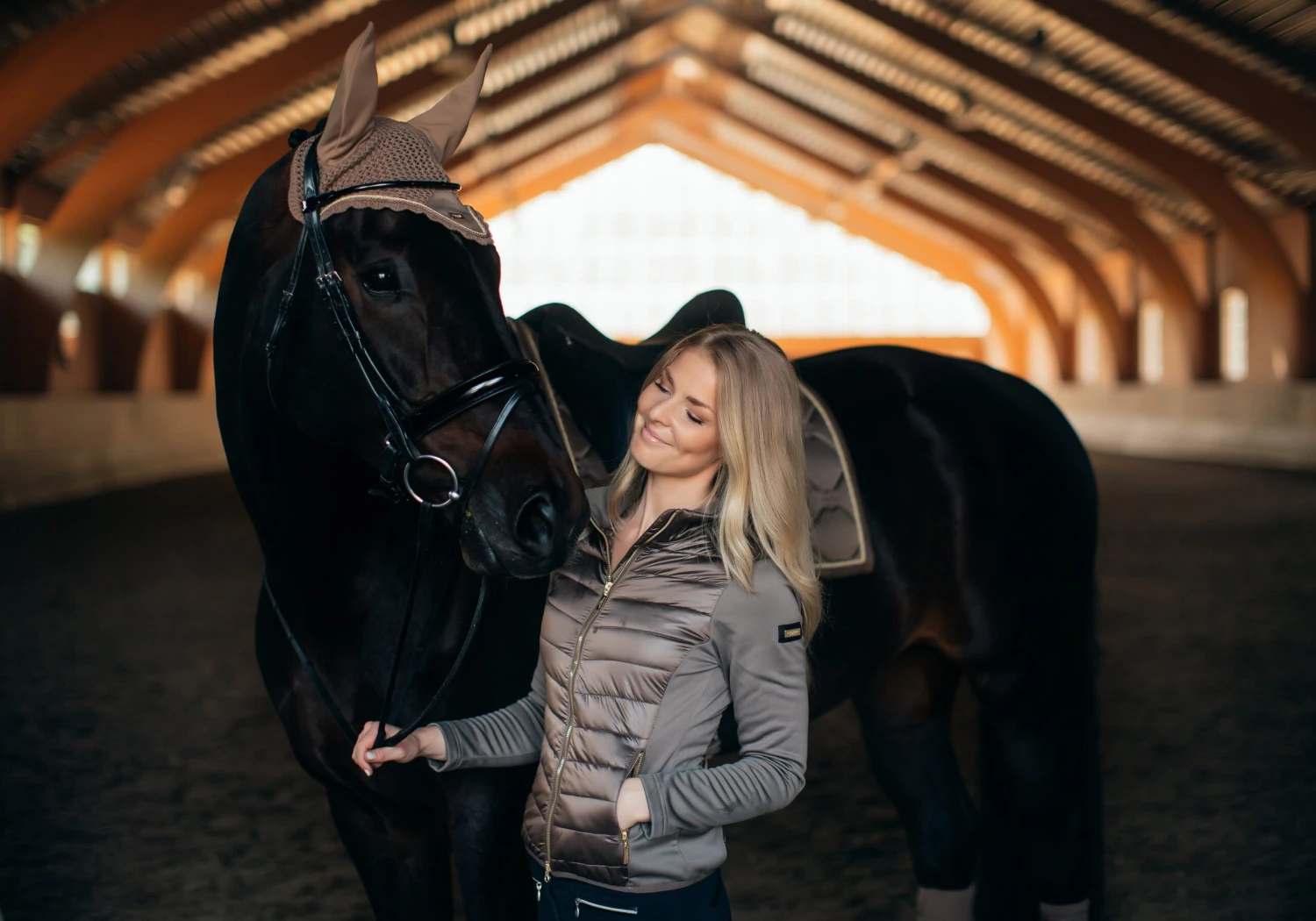 Equestrian Stockholm Ear Bonnet Champagne - Image 2