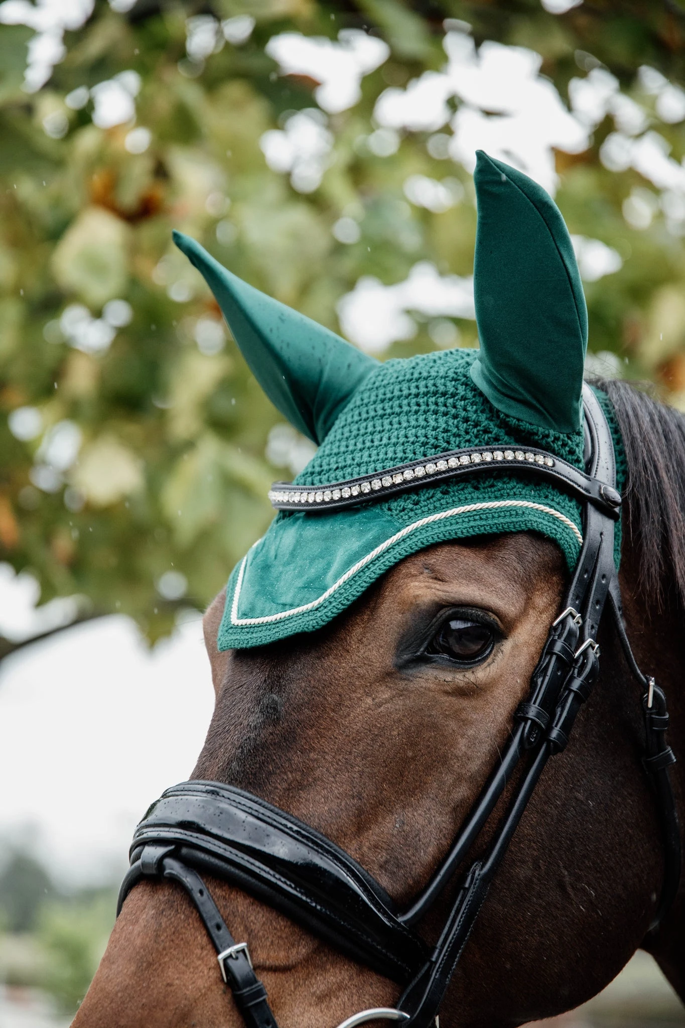 Kentucky Velvet Wellington Ear Bonnet Dark Green - Image 2