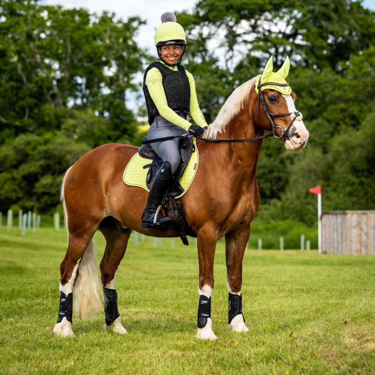LeMieux Suede GP Saddle Pad Kiwi - Image 2